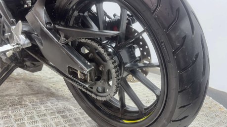 Yamaha MT-125 MT 125 2016 16K GPR EXHAUST NEW MOT SERVICED 125CC NAKED 19