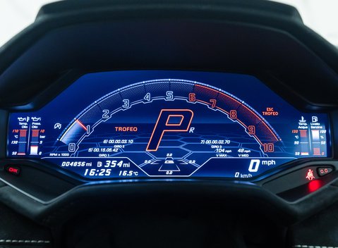 Lamborghini Huracan STO 16