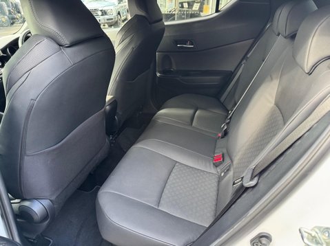 Toyota C-HR EXCEL 35