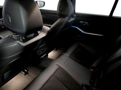 BMW 3 Series 2.0 330e 12kWh M Sport Touring 5dr Petrol Plug-in Hybrid Auto Euro 6 (s/s) 19