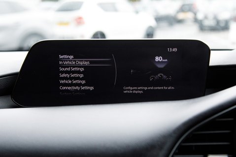 Mazda 3 SPORT LUX MHEV 22