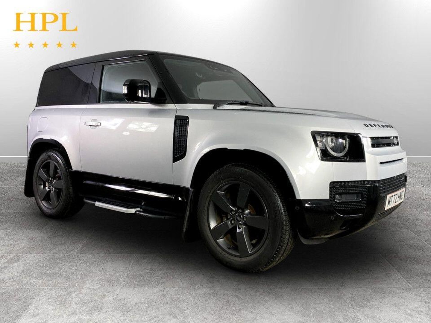 Land Rover Defender dealer public-web source image