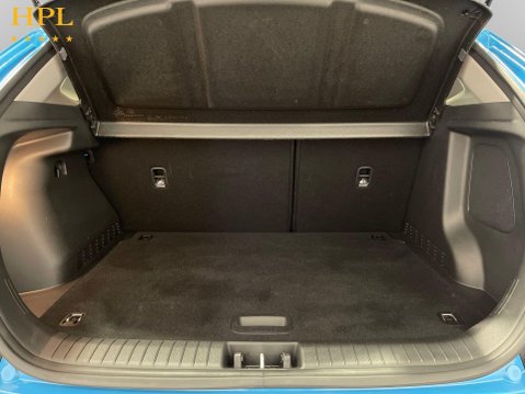 Hyundai KONA 64kWh Premium SUV 5dr Electric Auto (10.5kW Charger) (204 ps) Alloys - Air 21
