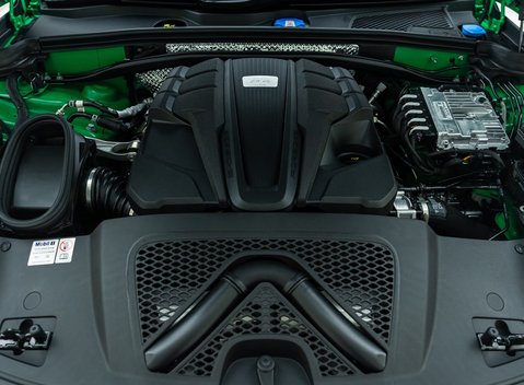 Porsche Macan GTS 45