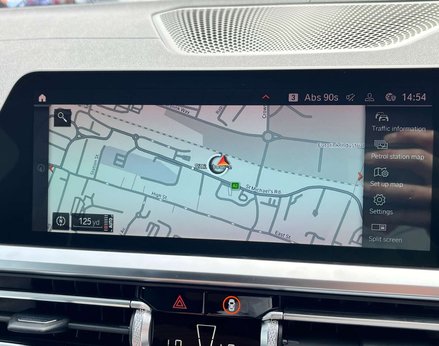 BMW 4 Series 2.0 420d xDrive M Sport MHEV Auto 4WD 2dr 33