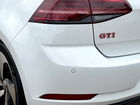 Volkswagen Golf GTI PERFORMANCE TSI DSG 23