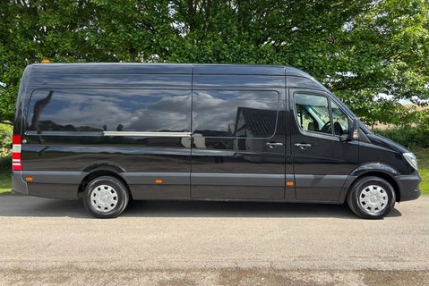 Mercedes-Benz Sprinter 319 V6 Cdi Lwb Hr Panel Van - Twin Side Doors / Air Con / Rear Camera 10
