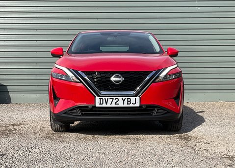 Nissan Qashqai DIG-T ACENTA PREMIUM MHEV 6