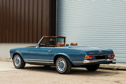 Mercedes-Benz SL 280 Pagoda 4