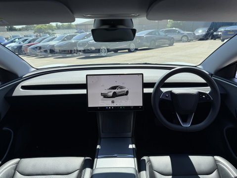 Tesla Model 3 Saloon 4dr Electric Auto RWD (208 ps) 29