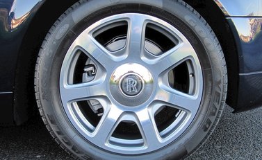 Rolls-Royce Phantom 7