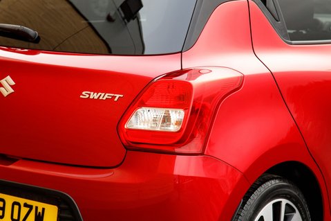Suzuki Swift ATTITUDE DUALJET 9