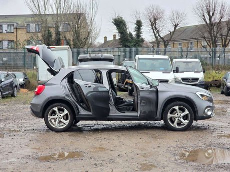 Mercedes-Benz GLA 2.1 GLA220d Sport (Executive) SUV 5dr Diesel 7G-DCT 4MATIC Euro 6 (s/s) (17 16