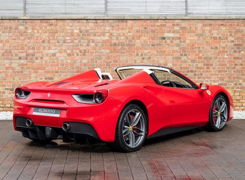 Ferrari 488 Spider 7