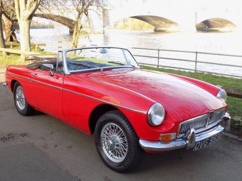MG MGB MKII ROADSTER 1