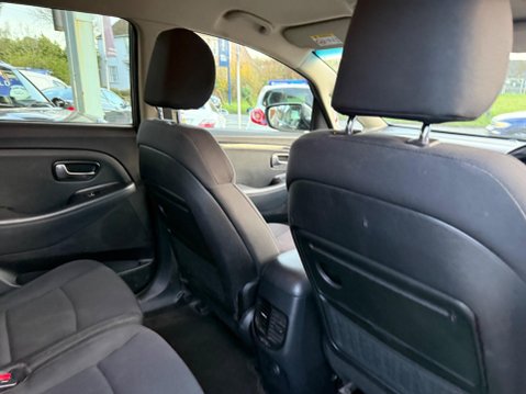 Kia Carens 1.7 CRDi EcoDynamics 2 Euro 5 (s/s) 5dr 15
