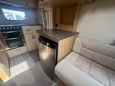 Bessacarr E 5 Berth | 4 Belts | Dinette | Rear Kitchen| Side Bathroom | Vanlux 14