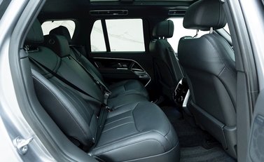 Land Rover Range Rover P530 Autobiography 14