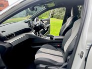 Peugeot 3008 S/S GT PREMIUM 28