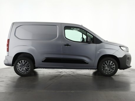 Peugeot Partner M 1.5 BlueHDi 100 Asphalt Van 5