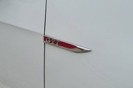 Volkswagen Golf GTI 12