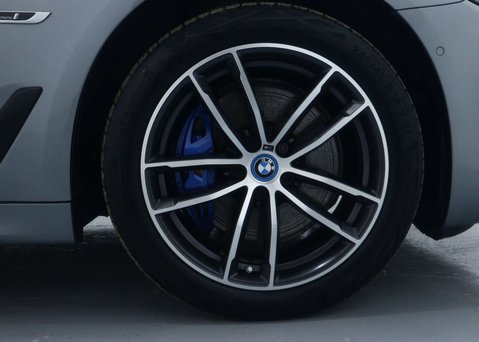 BMW 5 Series 2.0 530e 12kWh M Sport Saloon 4dr Petrol Plug-in Hybrid Steptronic Euro 6 ( 13