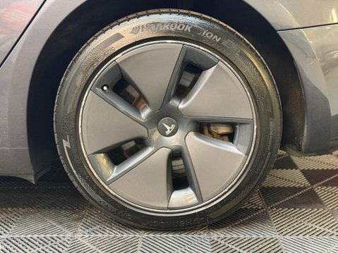 Tesla Model 3 (Dual Motor) Long Range Auto 4WDE 4dr 24