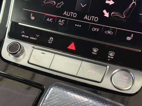 Audi Q8 3.0 TDI V6 50 S line SUV 5dr Diesel Tiptronic quattro Euro 6 (s/s) (286 ps) 47