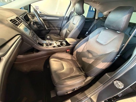 Ford Mondeo 2.0 TDCi Titanium Euro 6 (s/s) 5dr 31