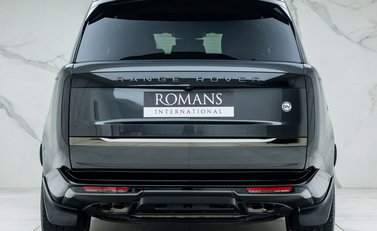 Land Rover Range Rover P530 SV 5