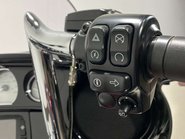 Harley-Davidson Touring 1745 FLHXS Street Glide Special Euro 4 33
