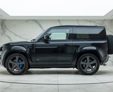 Land Rover Defender 90 V8 P525 