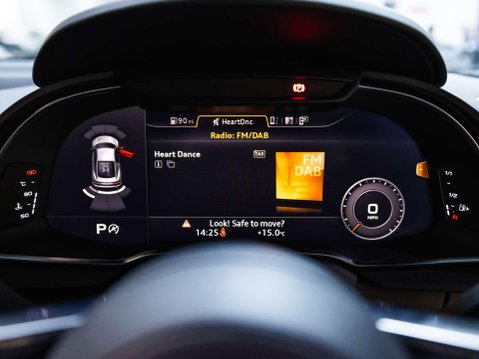 Audi R8 5.2 FSI V10 Coupe 2dr Petrol S Tronic Euro 6 (s/s) (540 ps) 90