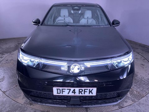 Vauxhall Grandland 1.2 MHEV GS SUV 5dr Petrol Hybrid e-DCT Euro 6 (s/s) (136 ps) Half Leather 31