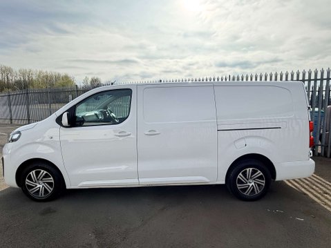 Vauxhall Vivaro 1.5 Vivaro 2900 Sportive S/S 5
