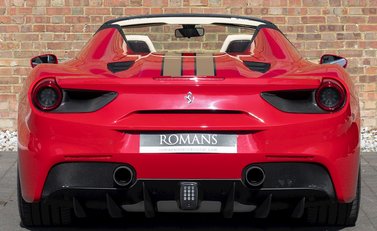 Ferrari 488 Spider 5