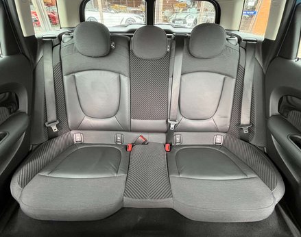 Mini Clubman 1.5 Clubman Cooper Auto 6dr 63