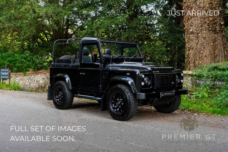 Land Rover Defender 90 TD SOFT TOP XS. MORE INFORMATION COMING SOON. 1