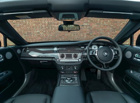 Rolls-Royce Dawn Black Badge 17