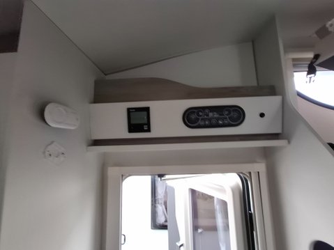 Swift Voyager 475 10