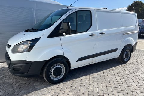 Ford Transit Custom 310 L1 105 ps Base Panel Van - Air Con 2