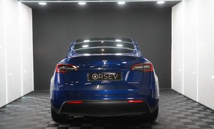 Tesla Model Y LONG RANGE AWD Enhanced Autopilot Auto Park & Summon Deep Blue Metallic 4