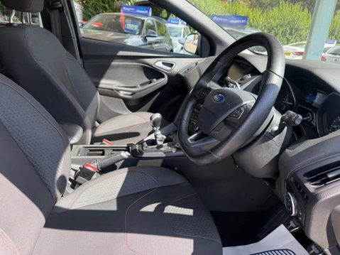 Ford Focus 1.5 TDCi ST-Line Euro 6 (s/s) 5dr 20