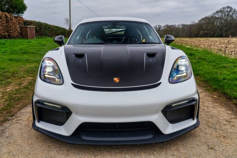 Porsche 718 Cayman GT4 RS 18