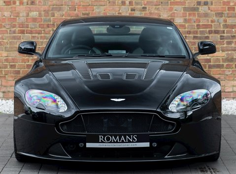 Aston Martin V12 Vantage S 4