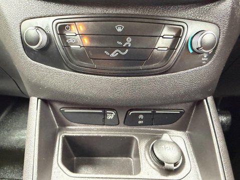 Ford Transit Courier 1.5 TDCi Panel Van 5dr Diesel Manual L1 Euro 6 (SLD) (75 ps) 26
