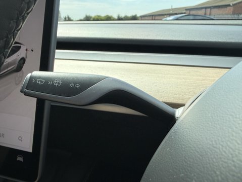 Tesla Model 3 Long Range Saloon 4dr Electric Auto RWD (282 ps) 35