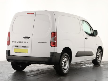 Peugeot Partner Standard 1.5 BlueHDi 130 Professional Auto EAT8 4