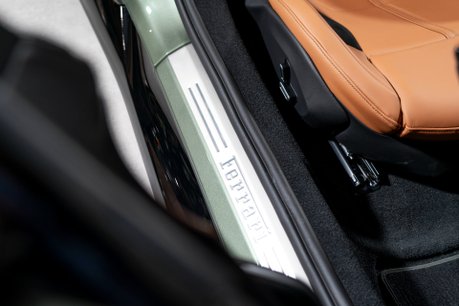 Ferrari 12 Cilindri SPIDER. £15K GLOSS BLACK EXTERIOR PACK. CARBON WHEEL & LEDs. LIFT. 45