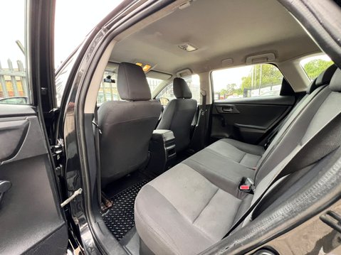 Toyota Auris VVT-I ACTIVE TOURING SPORTS 53